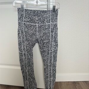 Athleta Monochrome Patterned Leggings
